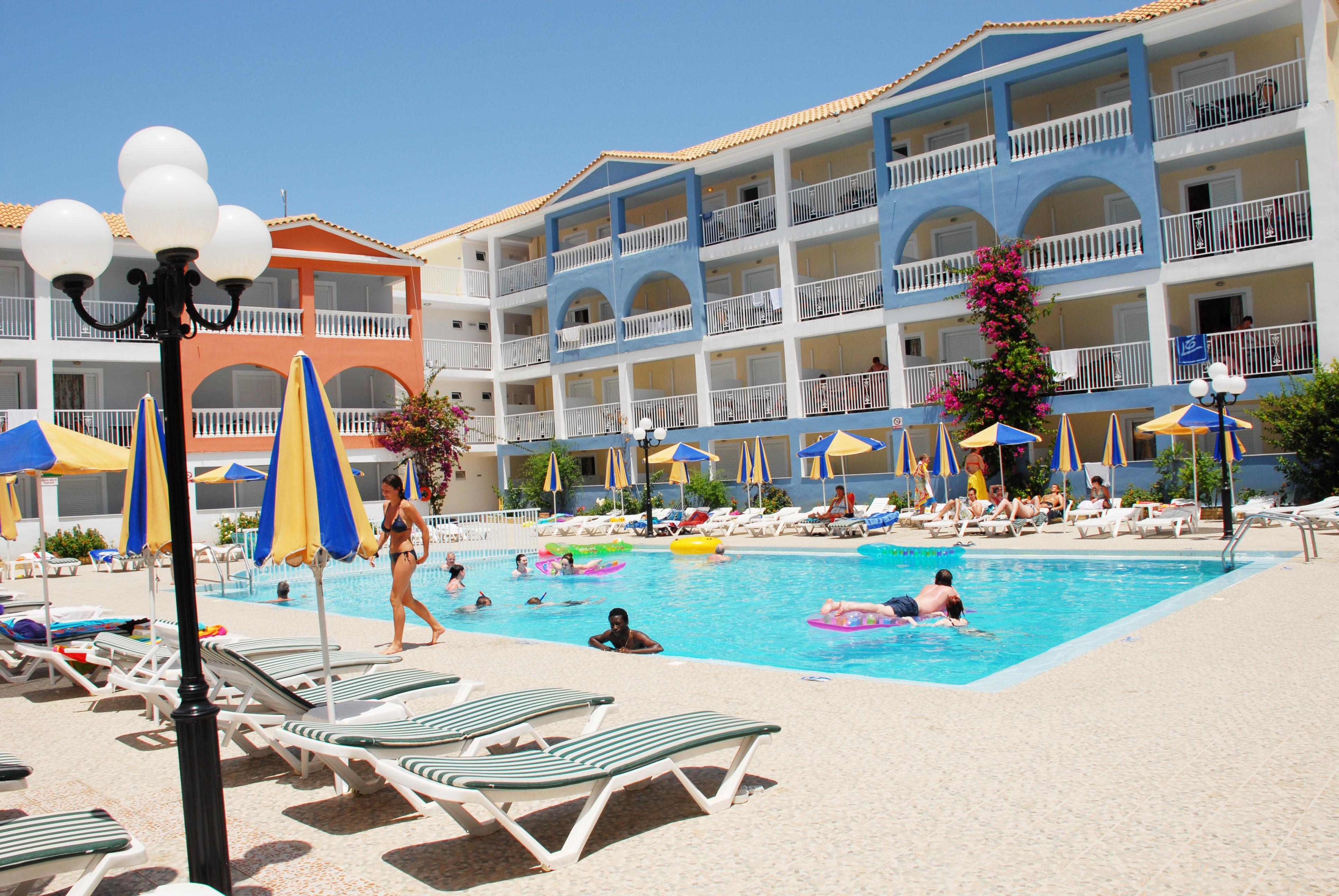 Planos Hotel Экстерьер фото