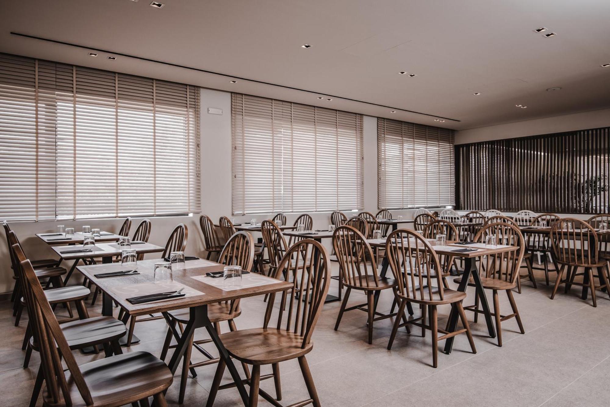 Planos Hotel Экстерьер фото