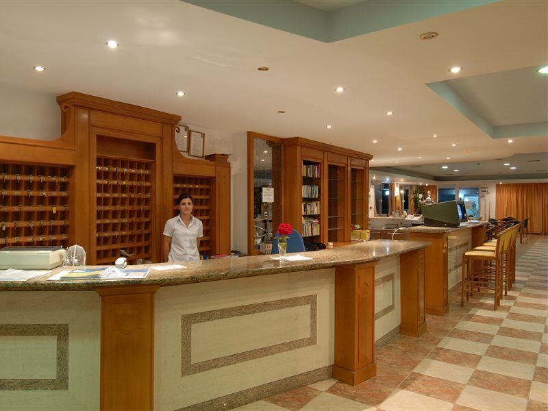 Planos Hotel Экстерьер фото