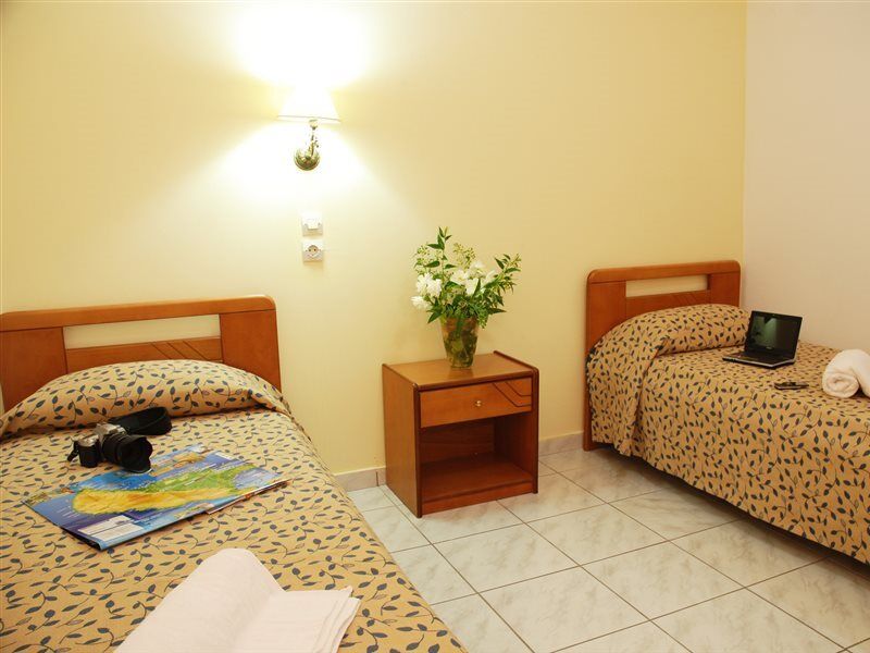 Planos Hotel Экстерьер фото